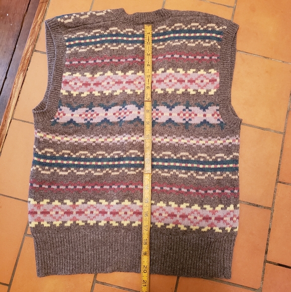 VTG Lambswool Sweater Vest - Picture 6 of 6